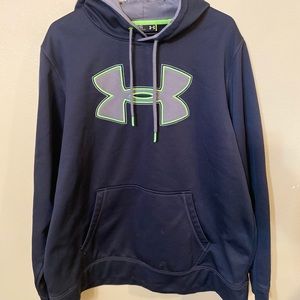 Black Under Armour hooded sweatshirt